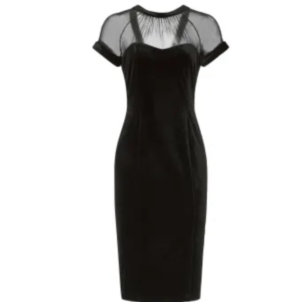 Maggy London
Velvet Dress
$178 original retail
New with tag - Picture 4 of 4